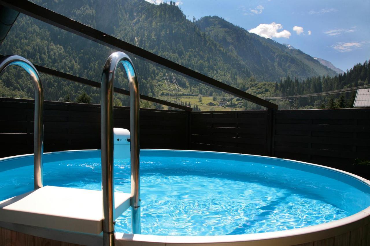 Chalet Sabrina Mit Aussenpool Im Sommer كابرون المظهر الخارجي الصورة