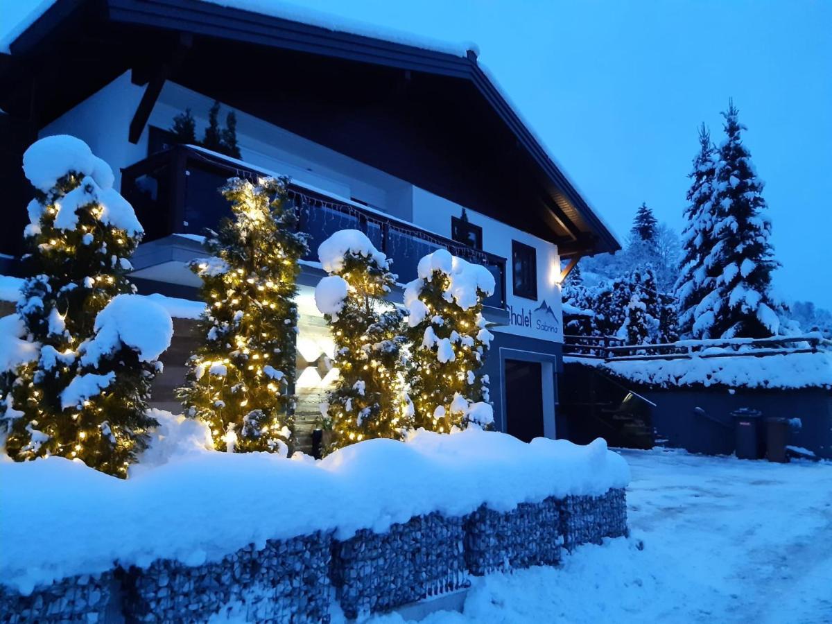 Chalet Sabrina Mit Aussenpool Im Sommer كابرون المظهر الخارجي الصورة