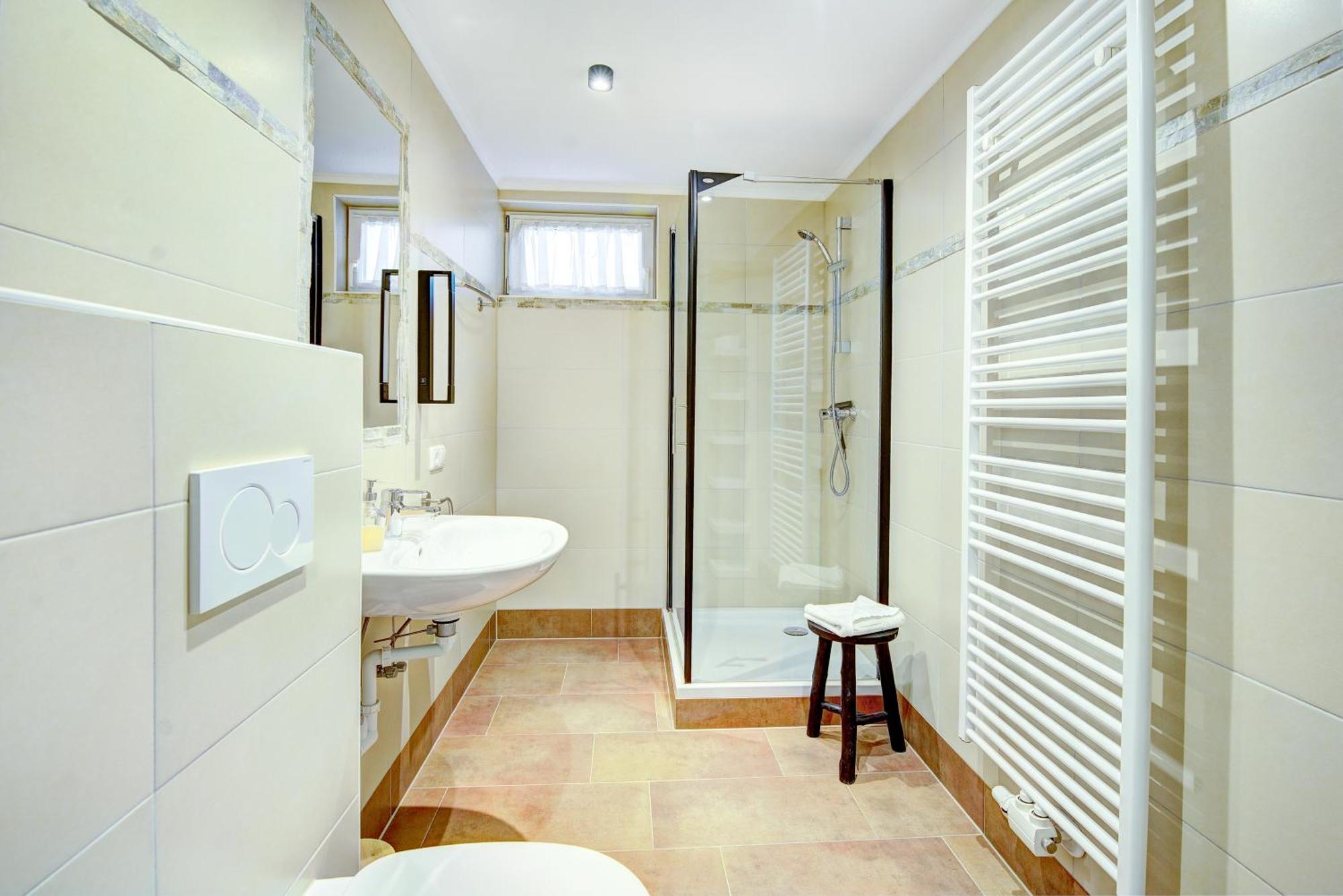 Chalet Sabrina Mit Aussenpool Im Sommer كابرون المظهر الخارجي الصورة